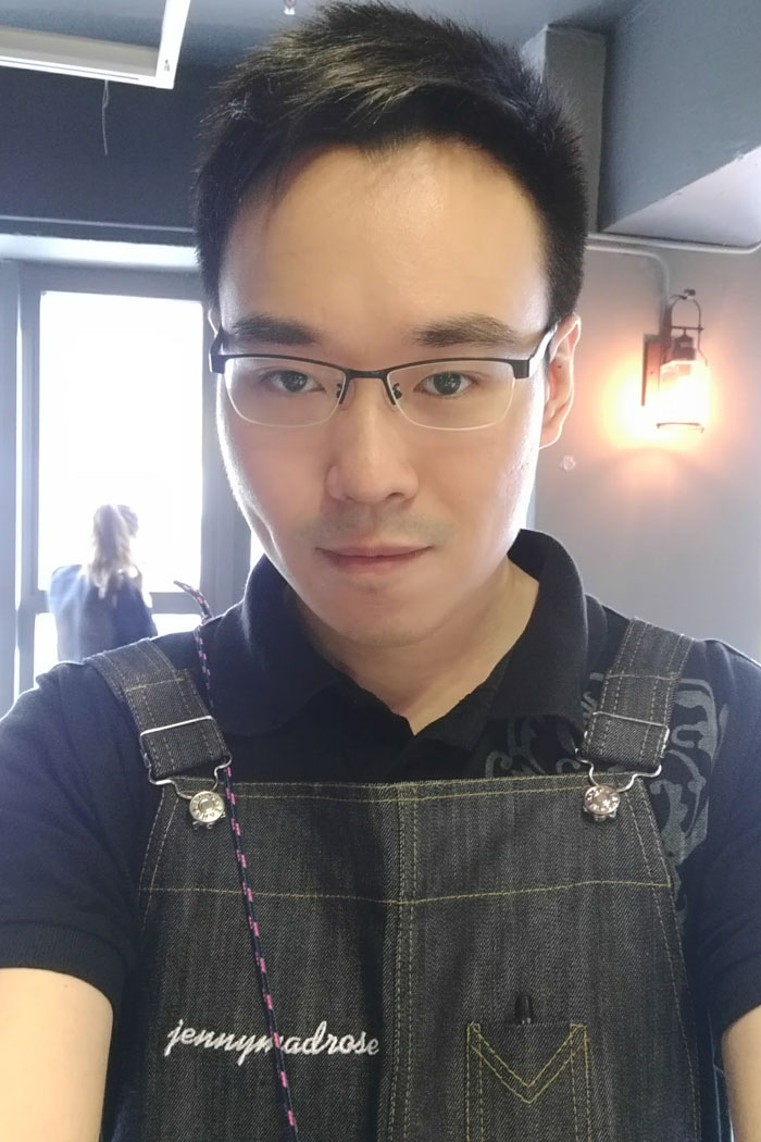 Mr. YU Shing Roy 尤盛先生